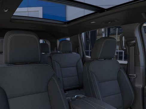 New 2026 Chevrolet Traverse LT w/ Sun and Wheel Package image 24