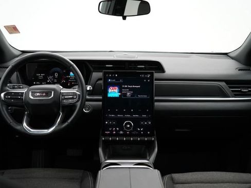 Used 2025 GMC Terrain Elevation w/ Black Edition AWD/4WD image 15