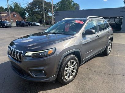 Used 2019 Jeep Cherokee Latitude Plus w/ Cold Weather Group