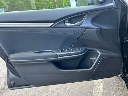 Used 2018 Honda Civic EX image 18