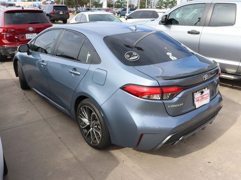 Used 2021 Toyota Corolla XSE image 6