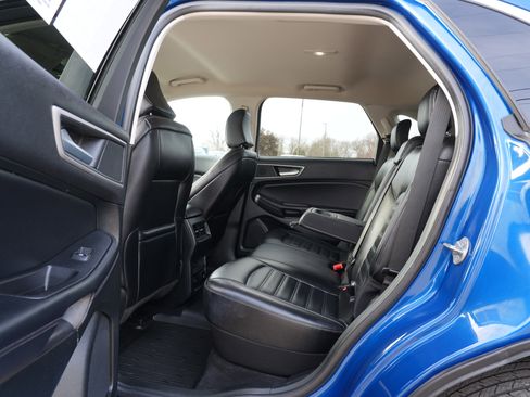 Used 2024 Ford Edge SEL w/ Convenience Package image 22