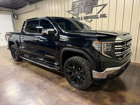 Used 2023 GMC Sierra 1500 SLT w/ SLT Premium Package image 6