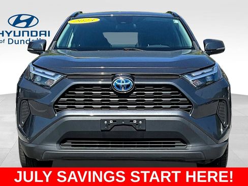 Used 2023 Toyota RAV4 XLE AWD/4WD image 2