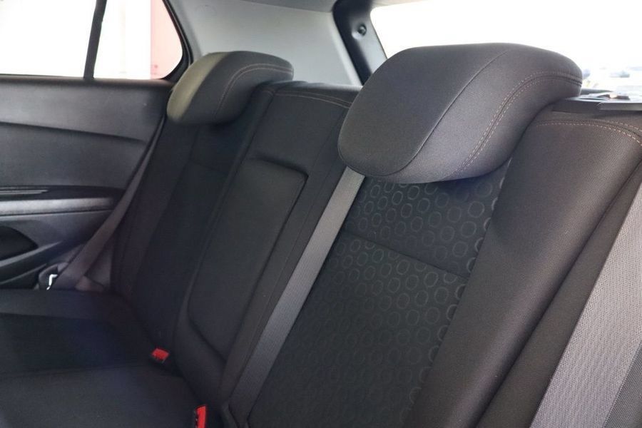 Used 2020 Chevrolet Trax LS w/ Tint and Cruise Package FWD image 27