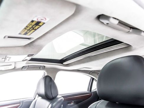 Used 2010 Lexus LS 460 L RWD image 18