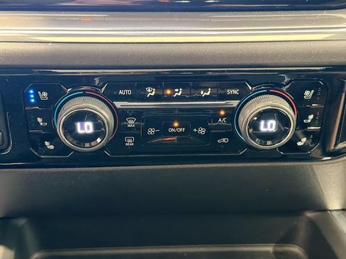 Certified 2025 Chevrolet Silverado 3500 High Country w/ High Country Premium Package AWD/4WD image 14