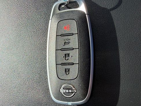 Certified 2023 Nissan Ariya AWD image 18