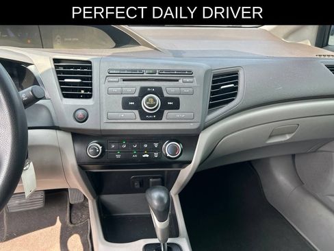 Used 2012 Honda Civic LX image 17