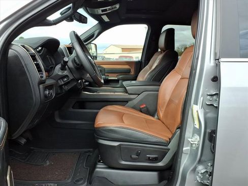 Used 2024 RAM 3500 Limited image 4