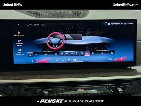 Used 2024 BMW X6 xDrive40i w/ Premium Package image 11