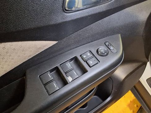 Used 2016 Honda CR-V EX image 19