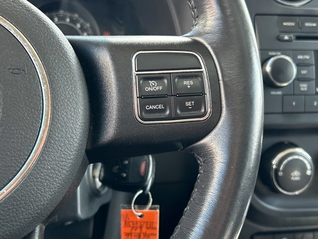 Used 2017 Jeep Patriot High Altitude AWD/4WD image 30