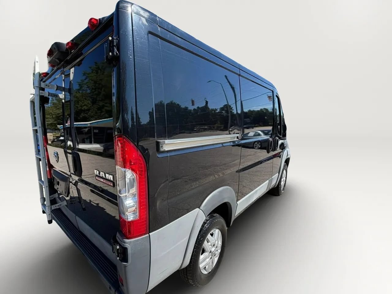 Used 2018 RAM ProMaster 1500 FWD image 4