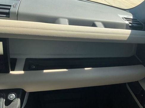 Used 2024 Land Rover Defender 110 S image 34