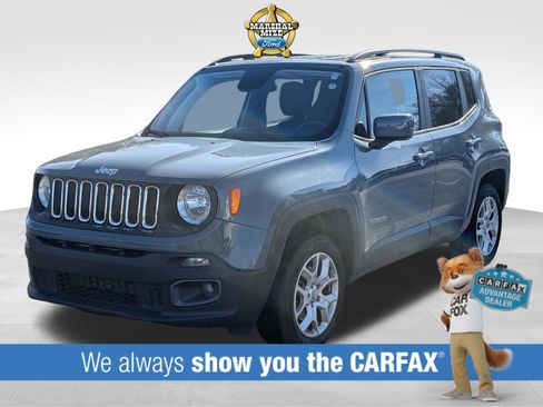 Used 2018 Jeep Renegade Latitude image 1