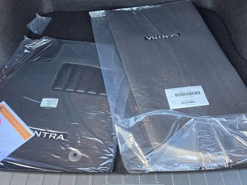 New 2026 Nissan Sentra SR w/ Floor Mat Package FWD image 29