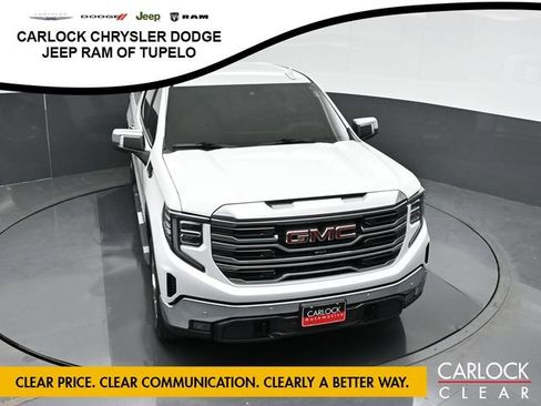 Used 2022 GMC Sierra 1500 SLT w/ SLT Premium Plus Package AWD/4WD image 35