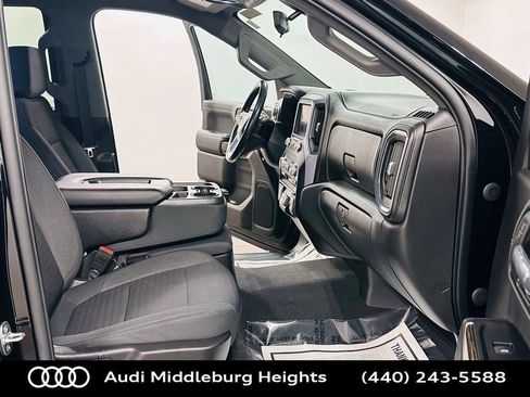 Used 2020 GMC Sierra 1500 Elevation w/ Elevation Value Package image 8