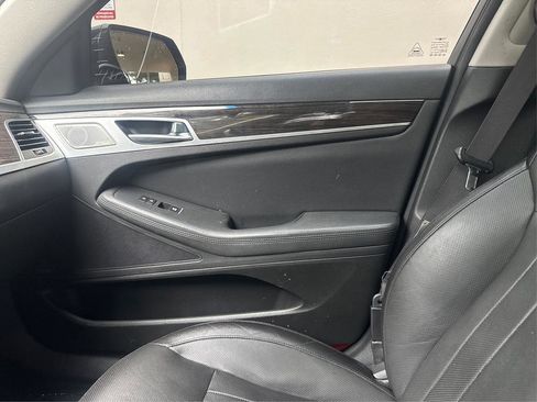 Used 2018 Genesis G80 3.8 w/ Option Group 02 image 18