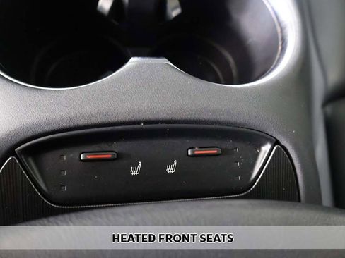 Used 2023 Toyota Venza Nightshade image 6