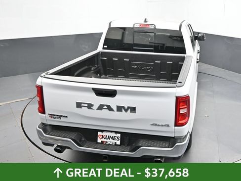 Used 2025 RAM 1500 Big Horn AWD/4WD image 41
