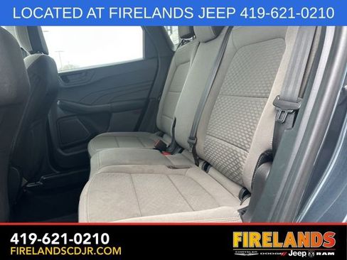 Used 2022 Ford Escape SE image 5