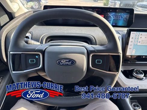 New 2026 Ford Expedition Active RWD image 19