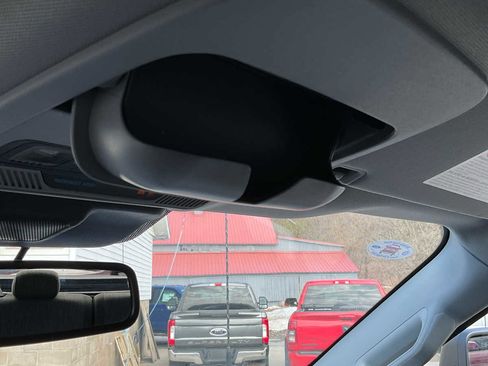 Used 2024 Ford F250 XLT w/ Black Appearance Package image 36