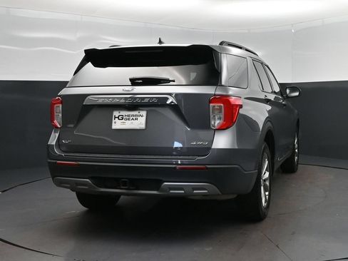 Used 2023 Ford Explorer XLT w/ Equipment Group 202A AWD/4WD image 7