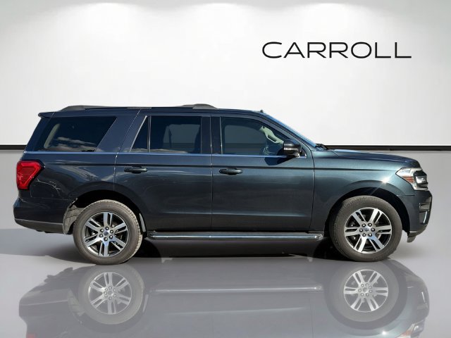 Used 2022 Ford Expedition XLT RWD image 2
