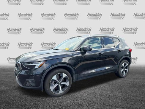 Used 2023 Volvo XC40 B5 Ultimate w/ Climate Package AWD/4WD image 10