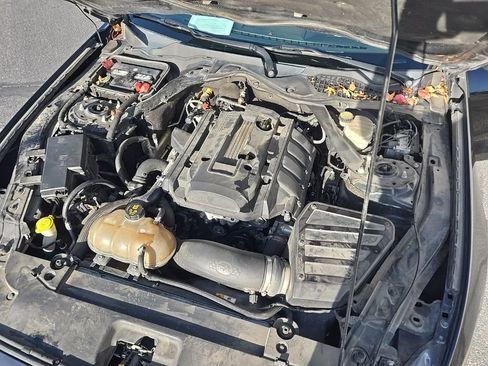 Used 2017 Ford Mustang Premium image 40