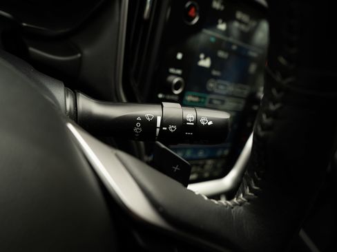 Used 2023 Subaru Outback Limited image 24