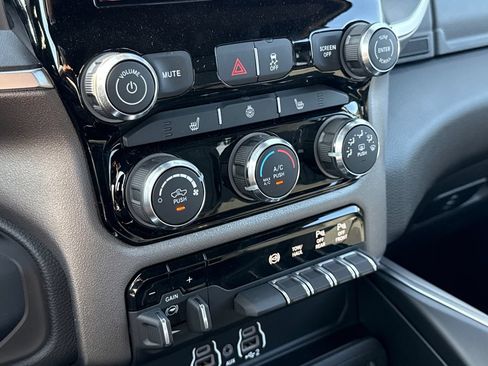 New 2026 RAM 2500 Lone Star AWD/4WD image 25