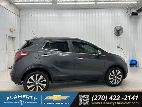 Used 2018 Buick Encore Preferred FWD image 2