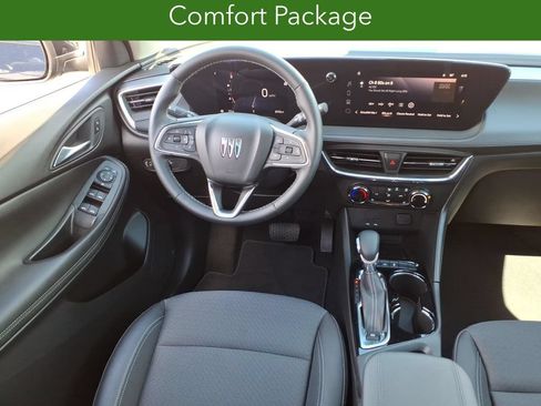 Certified 2024 Buick Encore GX Preferred w/ Comfort Package FWD image 18