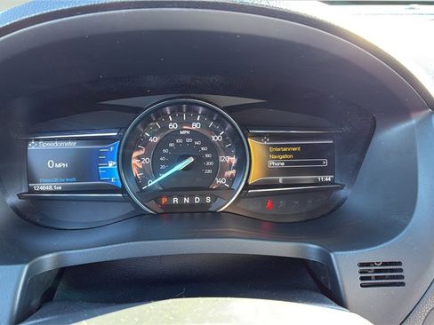 Used 2017 Ford Explorer XLT w/ Equipment Group 202A image 32