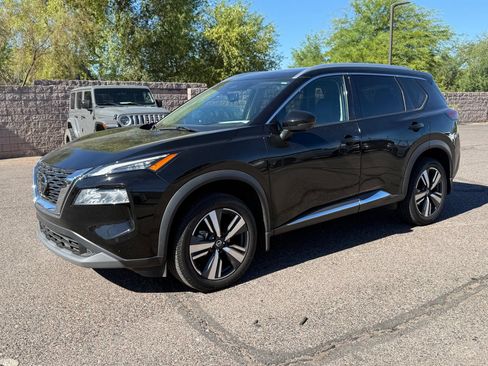 Used 2021 Nissan Rogue SL w/ Premium Package FWD image 1