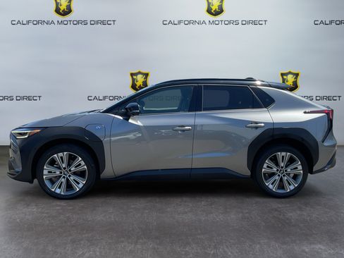 Used 2023 Subaru Solterra AWD image 8
