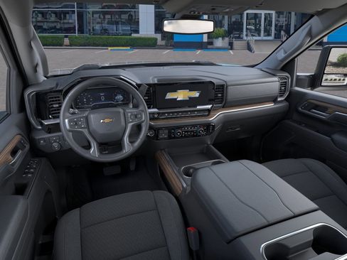 New 2026 Chevrolet Silverado 3500 LT image 15