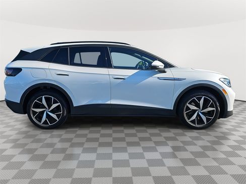 Used 2023 Volkswagen ID.4 S image 4