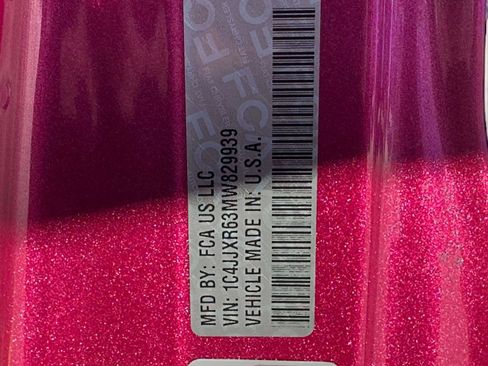 Used 2021 Jeep Wrangler Unlimited Rubicon 4xe w/ Steel Bumper Group image 16