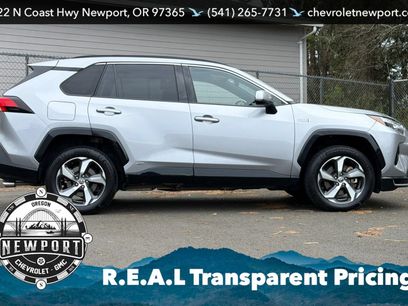 Used 2022 Toyota RAV4 SE w/ Weather & Moonroof Package