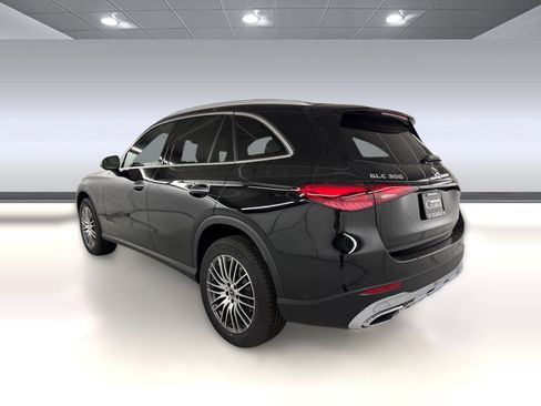 Certified 2026 Mercedes-Benz GLC 300 image 3