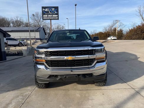 Used 2018 Chevrolet Silverado 1500 LT image 4