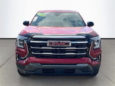 Used 2025 GMC Terrain Elevation image 2