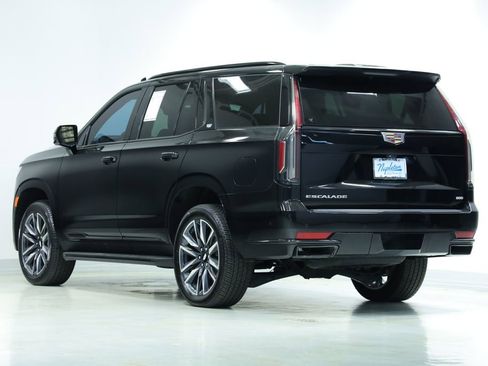 Used 2023 Cadillac Escalade Sport AWD/4WD image 6