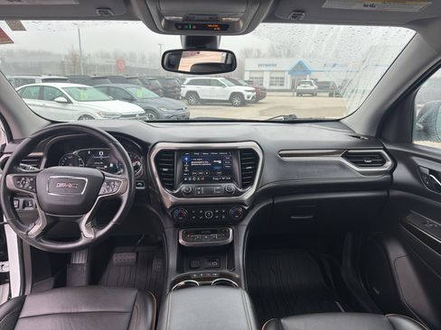Used 2022 GMC Acadia AT4 w/ Technology Package AWD/4WD image 28