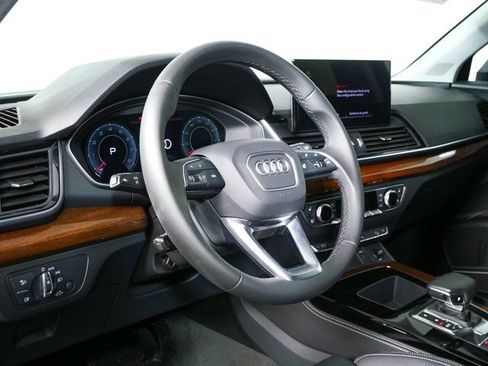 Used 2024 Audi Q5 2.0T Premium Plus w/ Premium Plus Package AWD/4WD image 4